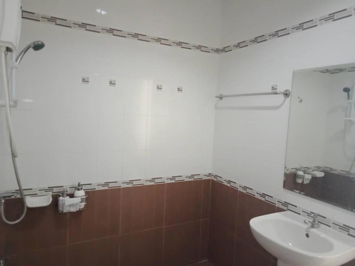 Hotel เคทู เกสเฮาส์ Chonburi Exteriér fotografie