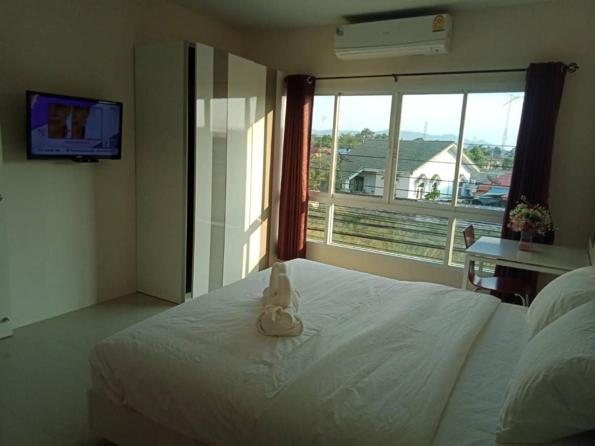 Hotel เคทู เกสเฮาส์ Chonburi Exteriér fotografie